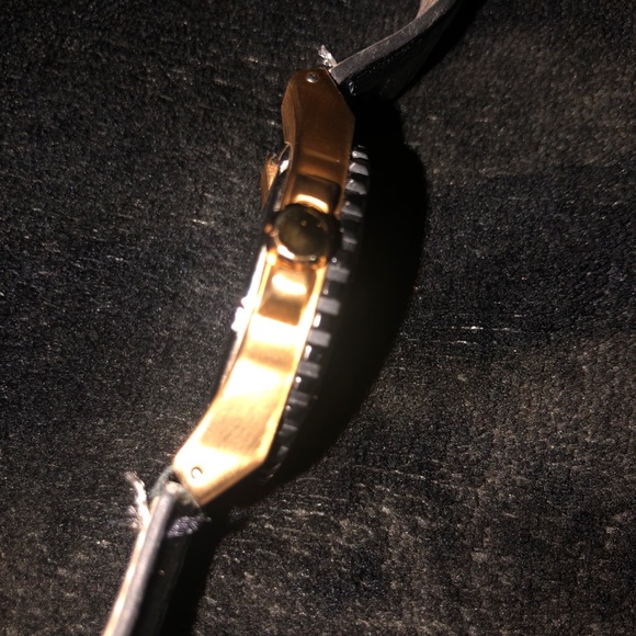 Designer Watches - Picture 14 of 15